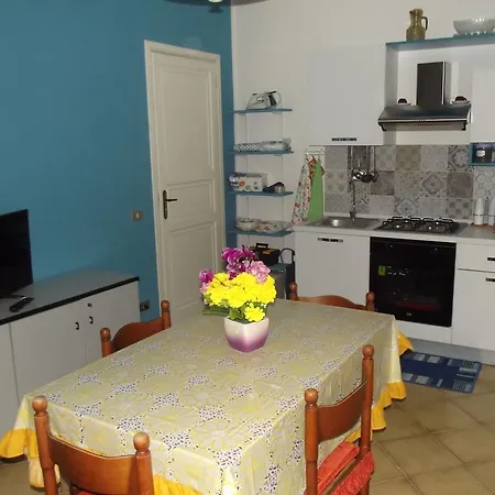 Holiday home Appartamento Vacanze Mare Terrasini